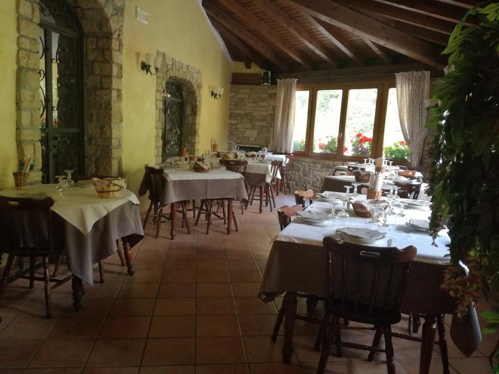 Agriturismo Cornei Da Nadia Pensionat Collio Exteriör bild