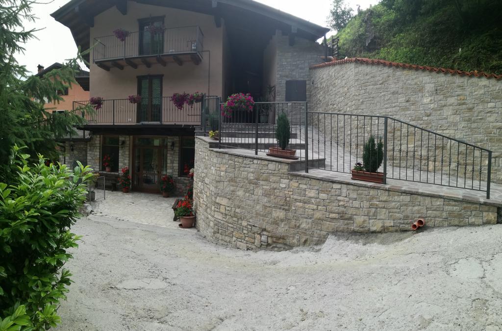 Agriturismo Cornei Da Nadia Pensionat Collio Exteriör bild