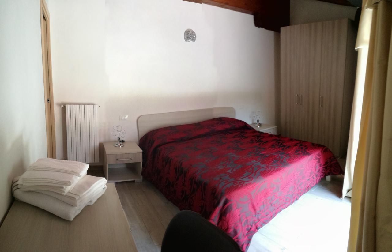 Agriturismo Cornei Da Nadia Pensionat Collio Exteriör bild